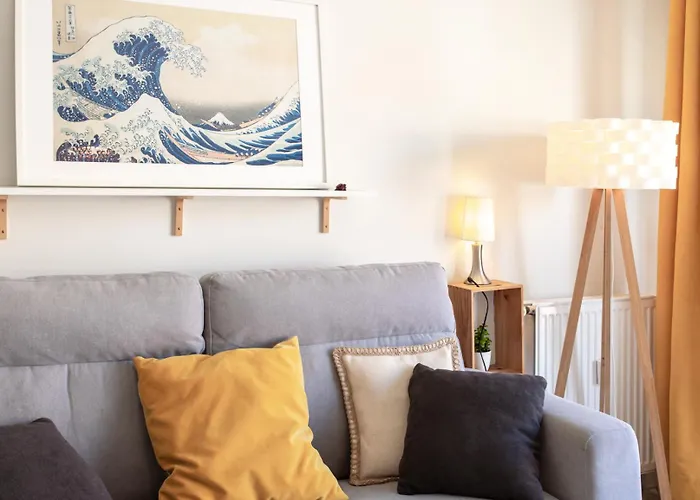 5min Train Station & Sea - Ac & Balcony * Antibes