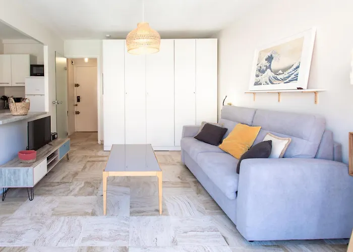 Lägenhet 5min Train Station & Sea - Ac & Balcony Antibes