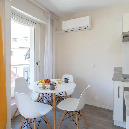 5min Train Station & Sea - Ac & Balcony * Αντίμπ