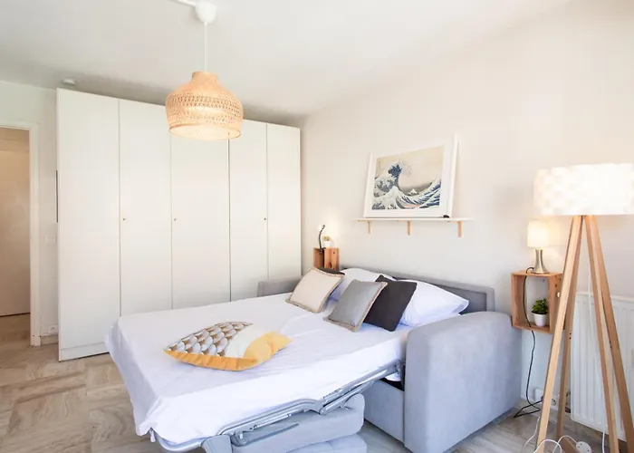 Daire 5min Train Station & Sea - Ac & Balcony *