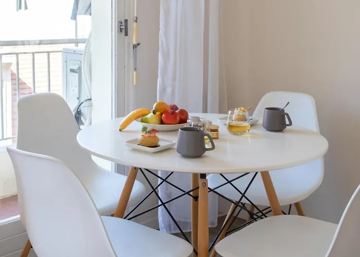 5min Train Station & Sea - Ac & Balcony * Antibes