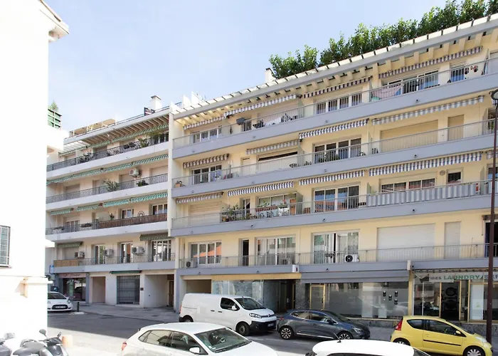 Daire 5min Train Station & Sea - Ac & Balcony *